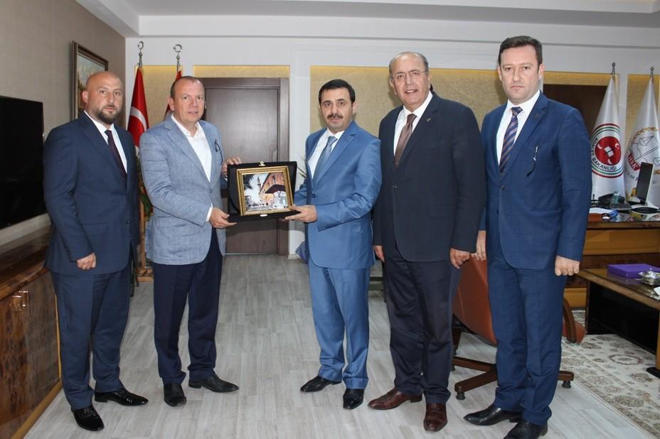 Başkanı Mehmet Aydın, Başkan Yardımcısı İbrahim Özhan ve Genel Sekreter Fehmi Yıldız katıldı.