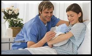 Anne ve bebek hastanede yattığı sürece babalar belirli saatlerde bebeklerini görebildikleri için bebekleri