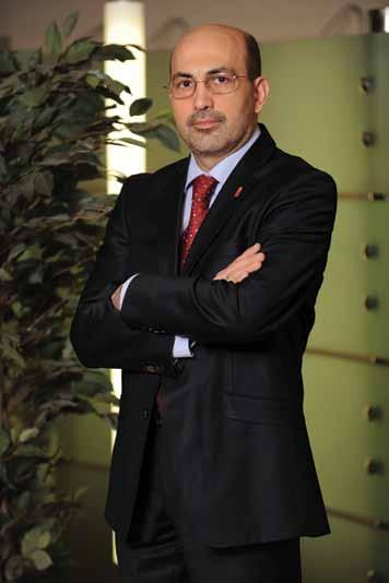Üst Yönetim Temel HAZIROĞLU (Genel Müdür Yardımcısı): 1955 yılında Trabzon da doğdu.1980 de İstanbul Teknik Üniversitesi Matematik Mühendisliği Bölümü nden mezun oldu.