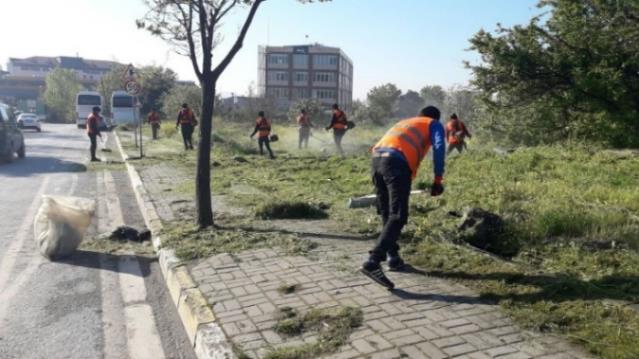 3.1. PERSONEL Personel Özlük İşlemleri Mevsimlik Çiçek Dikimi Ayrıca çim ekim-serim, ağaç kesim-budama, sulama, bitki, çalı grubu ve mevsimlik çiçek dikim işleri gerçekleştirilmiştir.