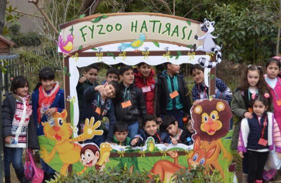 Gülümseyen Gözler-Hayvanat Bahçesi Gezisi İlçemizde ikamet eden gazi ve şehit ailelerine yönelik ziyaret programları düzenlenmiştir.