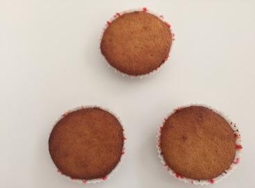 ekzopolisakkarit çözeltisi kullanılarak üretilen keklerin hacimleri 202 242 cm 3 arasında bulmuşlardır ve ekzopolisakkarit ilavesinin kek hacmi üzerine önemli bir etkisi bulunmadığı tespit edilmiştir.