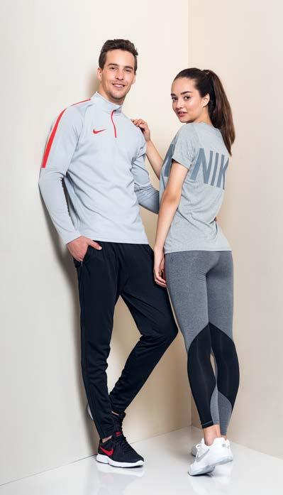 Nike Kadın Tişört Nike Women s T-shirt Nike Kadın Tayt Nike Women s Tights Nike Kadın Ayakkabı Nike Women s Shoes Nike