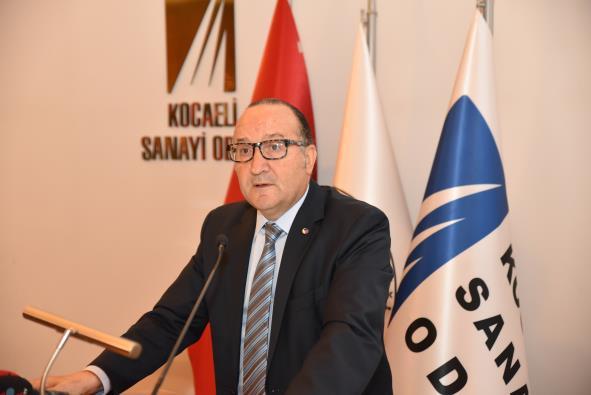 İki bölüm halinde gerçekleşen KSO Meclis toplantısının ilk bölümünde Kocaeli Sanayi Odası Yönetim Kurulu Başkanı Ayhan Zeytinoğlu ekonomik değerlendirmelerde bulundu.