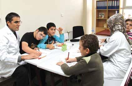 4+4+4 eğitim öğretim sistemiyle 2009 yılında eğitime başlayan Şair Erdem Beyazıt İlköğretim Okulu nda 8 öğrencili Hafif düzeyde zihinsel engelliler sınıfı açıldı.
