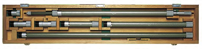 Uzatmalı boru tipi iç çap mikrometresi ±(7+n+L/50) µm n = Uzatma adedi, L = Maksimum ölçüm uzunluğu (mm) Çözünürlük 0,01 mm Skala tamburu ve kovanı mat krom kaplıdır,ø 21 mm Ölçüm mili 0,5 mm mil
