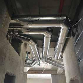 amacıyla kullanılmaktadır. - Her katta kapak gövdesi üst bölümünde 3 adet 45 açılı springler ile sisteme 5-10 sn süre ile temizlik solüsyonu yada detarjan püskürtülmektedir.