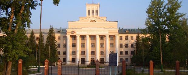 Kazan Veterinerlik Üniversitesi Rusya Kazan Şehrinde bulunan veterinerlik Akademisi temelleri 1873 senesine dayanmaktadır. Üniversite Veterinerlik üzerine eğitim vermektedir.