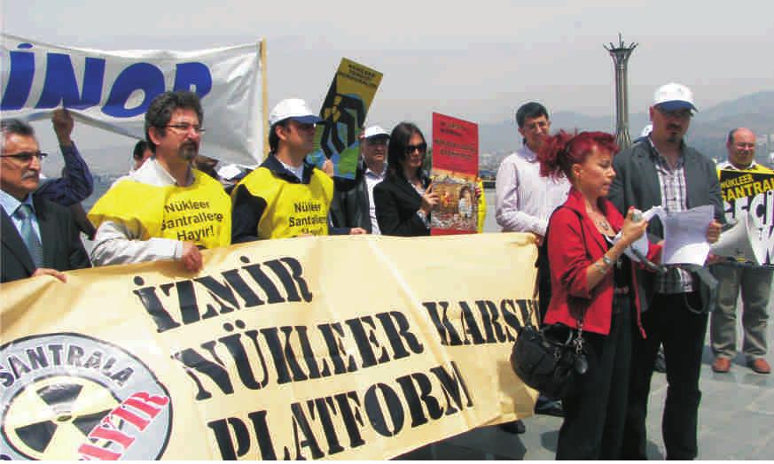 Kompanzasyon ve Harmonikler Dr. Alper Çetin'in sunduğu AG ve OG Sistemlerde Yeni Nesil Harmonik Filtre ve Kompanzasyon Sistemleri başlıklı seminer 28 Haziran 2010 tarihinde Şubemizde gerçekleştirildi.