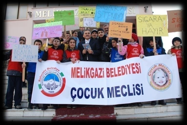 Çocuk Meclisi: ini Tüzüğe göre yürüten Çocuk Meclisi ne üye olabilmek için 8-13 yaş grubunda ve T.C. vatandaşı olmak gerekmektedir.