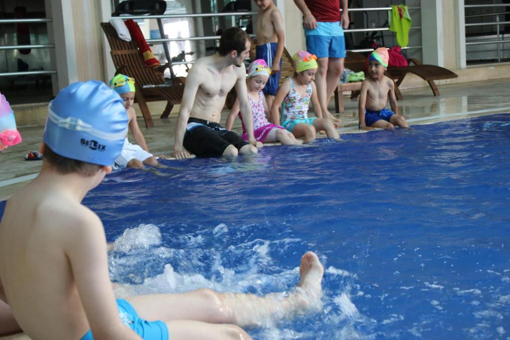 Yaz Kursları Serdivan Belediyesi ve Halk Eğitim Merkezi Müdürlüğü nce 7-15 yaş arası çocuklarımızın hem sportif aktivite yapmasını sağlamak, hem de onların yaz tatilini değerlendirmelerine yardımcı