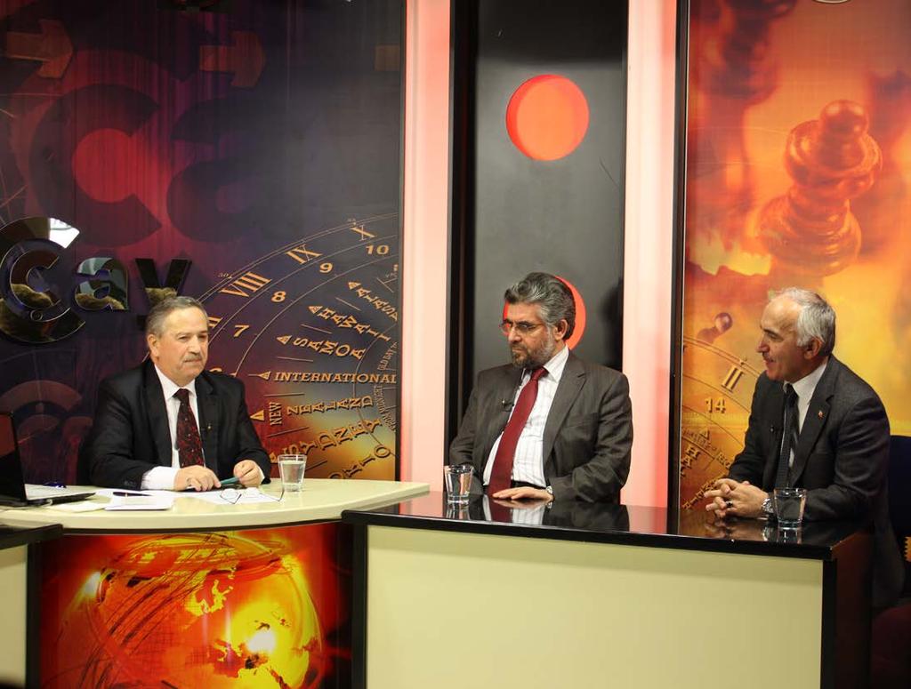 Tv Programı İlimizde ulusal ve yerel yayın yapan Çay Televizyonunda canlı yayın programı gerçekleştirildi.