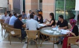 1.4.4) Bu eğitim, daha önce 80 kişinin katılımıyla Antalya da gerçekleştirilen İyi Tarım Uygulamaları Ön Eğitimine katılan teknik elemanlardan seçilen (GAP-BKİ, GAP TEYAP ve