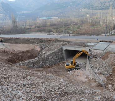 Amasya-Zana Köprüsü Yapım İşleri Toprak Tesviye, Sanat Yapıları Ve Üstyapı İşleri İşveren : Karayolları 7.