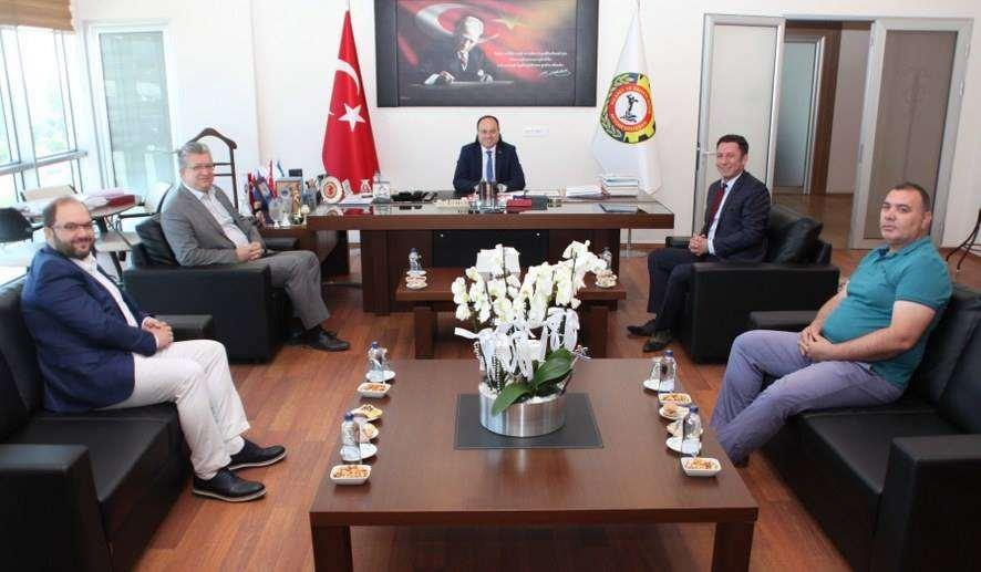CHP İl Başkanı Savaş Erdoğan ile CHP Afyonkarahisar Milletvekili Aday Adayı