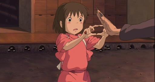 Resim 44: Chihiro nun kötü şansı kırmak için yaptığı jest. 68 Filmin bu sahnesinde Chihiro bir sümüklüböceği yakalamaya çalışırken ayağıyla onu ezer. Kamaji bunun ona kötü şans getireceğini söyler.