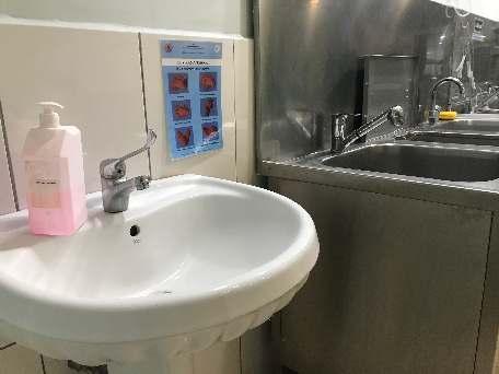PERSONELİN KORUNMASI Yıkama ünitelerindeki lavabolar başka amaçlarla kullanılmamalıdır El yıkama, oda temizliğinde veya aspiratörler içinde biriken sıvıların