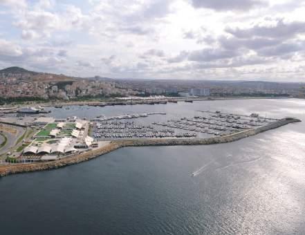 بندك مارينا هو ثالث أكبر ميناء