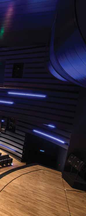 15 Selçuklu Kongre Merkezi nin bir diğer salonu doğal akustik özelliğe sahip olan Konya Oditoryum 1700m 2 alana sahiptir ve maksimum 880 kişi kapasitelidir.