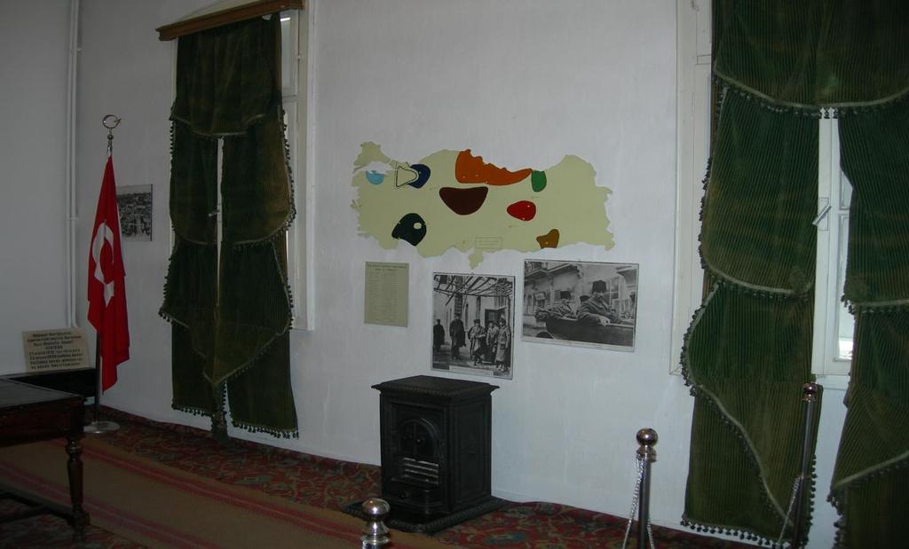 Kemal Paşa'nın Çalışma Odası 4.