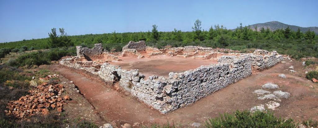 379» ege üniversitesi arkeoloji kazıları Orman Tekkesi Üstte: Kuzeydoğudan görünüşü.