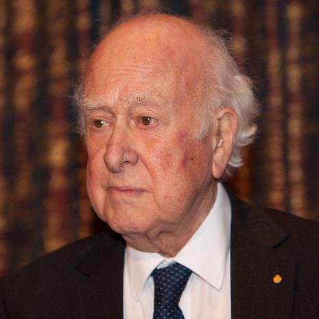 Higgs (1929-) Higgs parçacığı (Higgs boson) bazı element parçacıklarının niçin kütlesi olduğunu