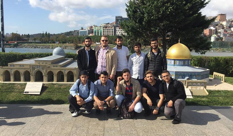 MİNİATURK GEZİSİ Daru l İlim İslami İlimler Merkezi öğrencileri Miniatürk ü