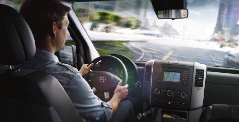 Öne çıkan özellikleriyle Sprinter: Her açıdan güvenli Güvenliğiniz birinci önceliğimizdir. Bu nedenle Sprinter minibüs için güvenlik özelliklerimizde köklü iyileştirmeler gerçekleştirdik.
