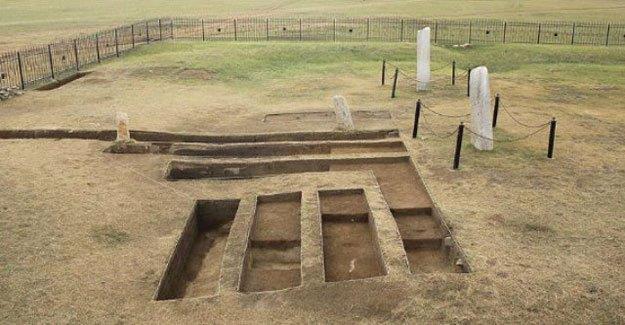 TİKA'nın Moğolistan'daki Bilge Tonyukuk Anıt Alanı'ndaki arkeolojik kazıları 30.9.