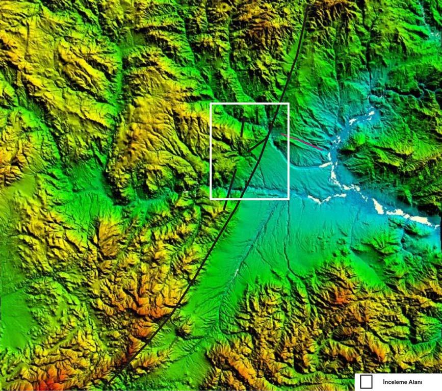 3. MATERYAL VE METOD Ulaş İnan SEVİMLİ Şekil 3.2. İnceleme alanın uydu görüntüsü. 3.2.2. Saha Çalışmaları Bu aşamada, çalışma alanının 1/25 000 ölçekli jeolojik haritası yapılmıştır.