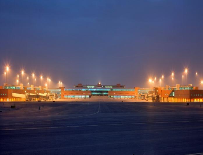 Kahire Uluslararası Havalimanı (Kahire, Mısır) Toplam Alan: 220.
