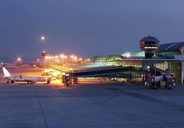 Adnan Menderes Uluslararası Havalimanı (İzmir, Türkiye) Toplam Alan: 177.