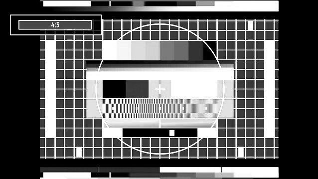 16:9 This uniformly stretches the left and right sides of a normal picture (4:3 aspect ratio) to fi ll the wide TV screen.