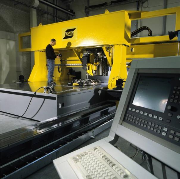 QUANTIFIYING PROCESS REQUIREMENTS STRONG & STIFF YET FAST & FLEXIBLE MACHINE FSW Machine that sufficiently provides: Down force range 1-200 kn Accuracy ± 0.