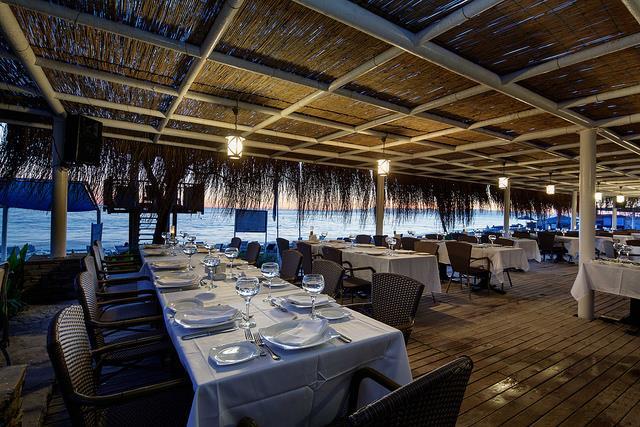 40 Pax Merkezi Ön Rezervasyonlu Ücretli SAILOR RESTAURANT DENİZ