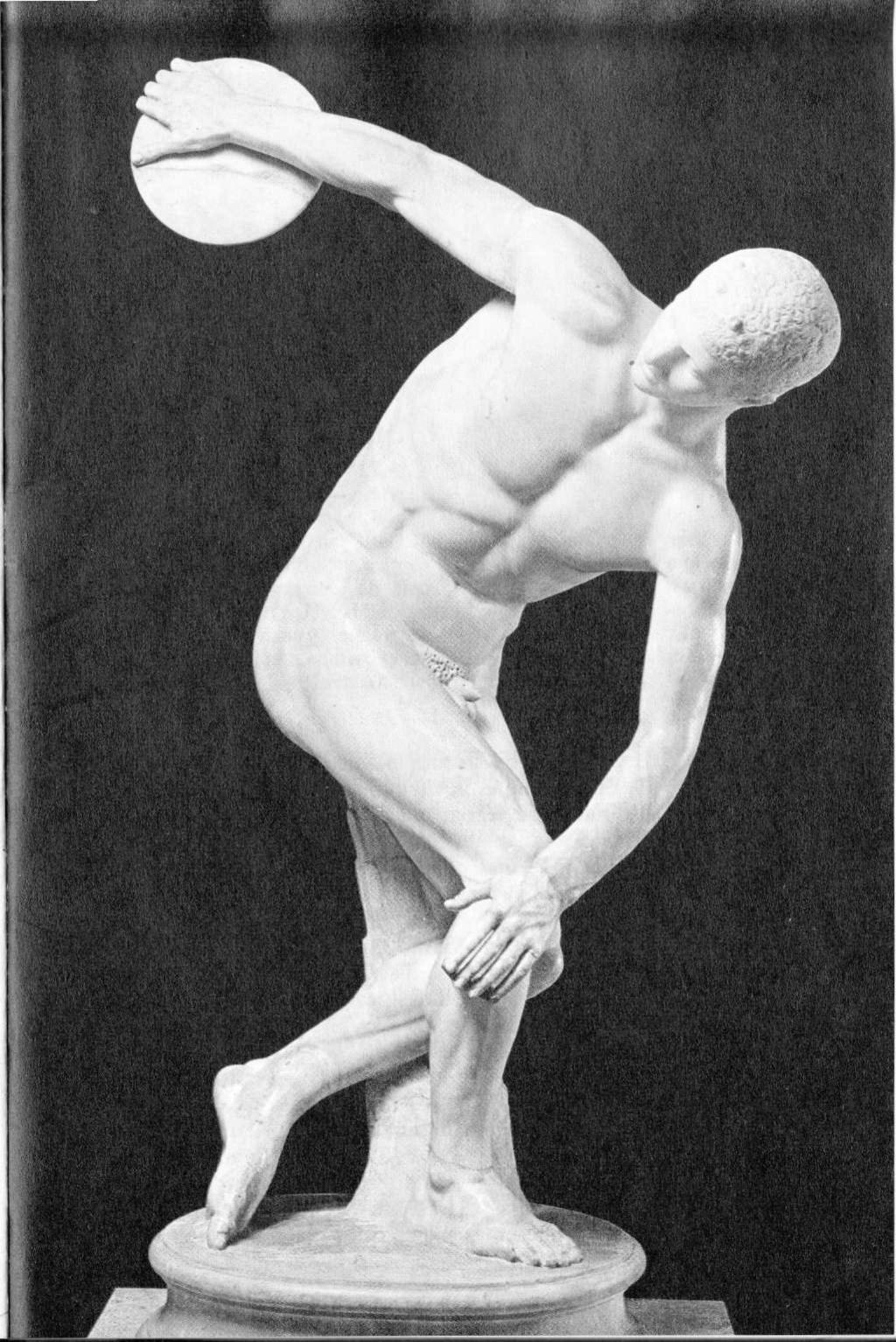 Ölçü olarak insan Heykel A İ.Ö. beşinci yüzyılda Miron'- un yaptığı Diskobolos ya da Disk Atan Adam heykeli, Yunanlılar'a göre evrenin en güzel şeyi olan insan vücudunu, önceden belirlenmiş kurallara