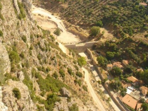 Tersip Bentlerinin asıl amacı, yağış havzalarında oluşan sedimenti depolamak suretiyle, mansaba sediment