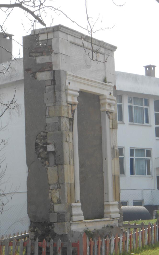 11. Gelibolu Mevlevîhanesi batı portali