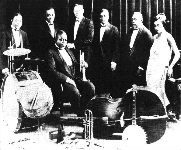 Caz Müziği gerçek Altın Çağ ını bu göçlerin doğal sonucunda 1920 li yıllarda Chicago da yaşamıştır.