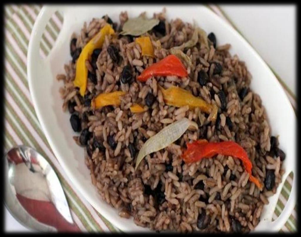 CONGRİ Ülkenin en bilinen yemeği siyah fasulye ya da barbunyalı beyaz pirinç pilavı olan Congri adındaki