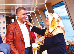 Belediye Başkanı Hilmi Türkmen; başkan olarak seçildiği 2014 yerel seçimlerinden beri Üsküdar ı bir dünya markası haline getirmeyi hedefleyen, Üsküdarlılara layık oldukları şehri sunmak için var