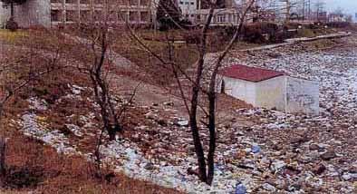 Taşkın, Heyelan, Sel TMH DOĞU KARADENİZ DE KIYILARA VE DERE YATAKLARINA MÜDAHALELER VE BEKLENEN TAŞKINLAR Hızır ÖNSOY (*) Ülkemizin Doğu Karadeniz Bölgesi, topoğrafik ve hidro-meteorolojik