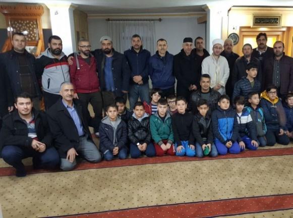 Ayvalı İmam Hatip Ortaokulu olarak sabah namazının manevi atmosferini birlikte yaşamak için 19 Kasım Pazar günü Sahra-i Cedid Camii de