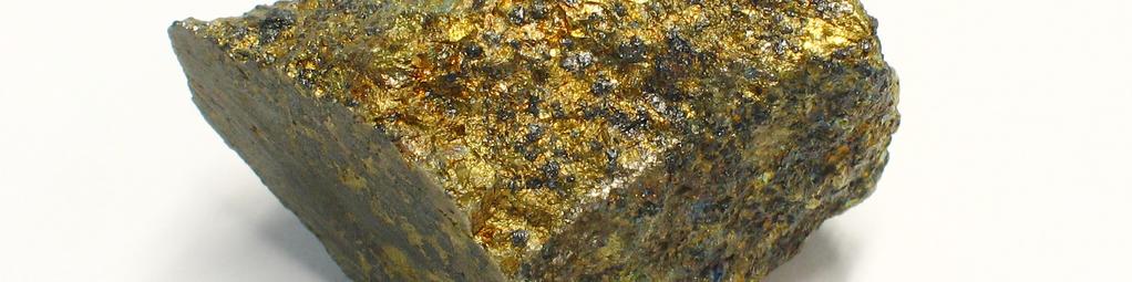 Şekil 2.3 : Kalkopirit mineralinin görünümü [13]. 2.1.5.4 Kuprit Genellikle oksitli bakır cevherlerinin bulunduğu alanlarda, üst katmanlarda görünmektedir.