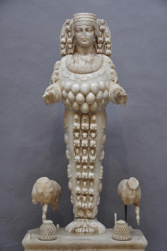 Artemis Ephesia Ephesos kentinin tanrıçası olan Artemis Ephesia antik dönemin en ünlü kültlerinden biridir. Tanrıça bütün doğanın egemeniydi.