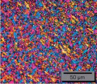 Şekil 5.3 de Z 72 nin polarize ışık altındaki görüntüsü gösterilmiştir. Şekil 5.3: Polarize ışık altında Z72 görünümü Çalışmada zirkonya-mullit, 0.