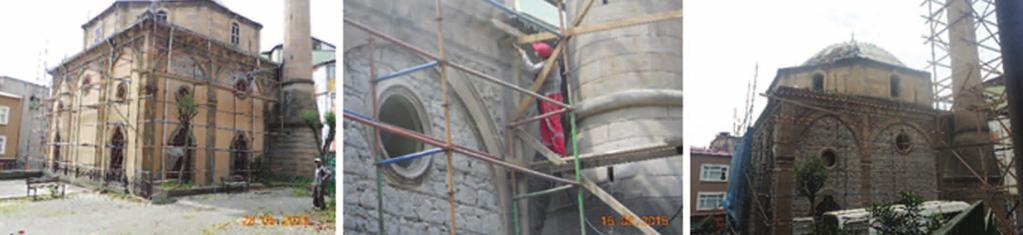 Cami cephelerinde sıva kaplı duvarlar raspa edilmiş, derz yapılarak doğal taş doku ortaya çıkarılmıştır. Tüm cepheler ve minarede kumlama yöntemi ile yüzey temizliği yapılmıştır (Fotoğraf 24).