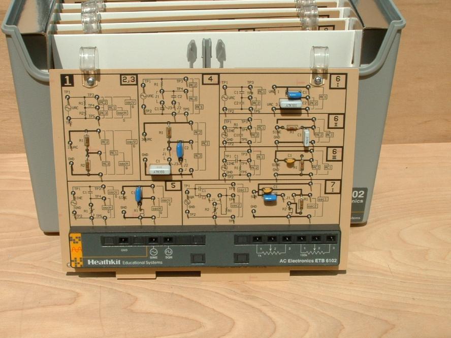 Şekil 4 ETB6102 1nolu kart 1.5.1. Benzetim a.) Şekil 5 deki devreyi multisim programında kurunuz. b.) AC gerilim kaynağını 30 V, 50 Hz değerine ayarlayınız. c.