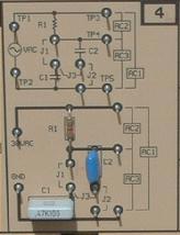 7kΩ C1 0.47µF VR I1 I2 VC 0.000 A AC 1e009Ohm 0.000 A AC 1e009Ohm C2 0.1µF Şekil 5. Multisim programında RC devre analizi d.