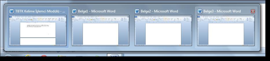 Windows ta açık olan pençeler arasında geçişten farklı olarak açık olan Word belgeleri üst üste gelecek şekilde bir araya gruplanabilirler.